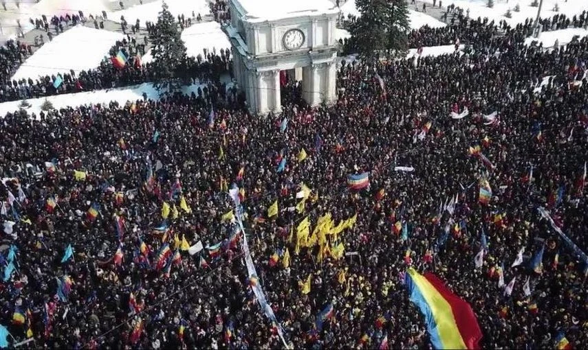 Готовят Молдову к поглощению Румынией