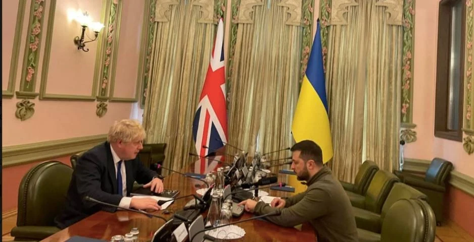 Антироссийский тет-а-тет: вице-премьер Великобритании приехал в Киев к Зеленскому